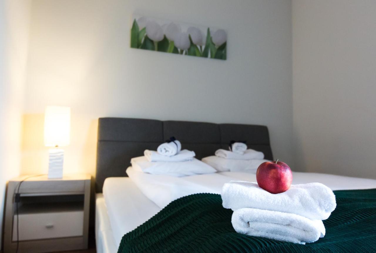 Pcd Aparthotel Ochota Warsaw Luaran gambar