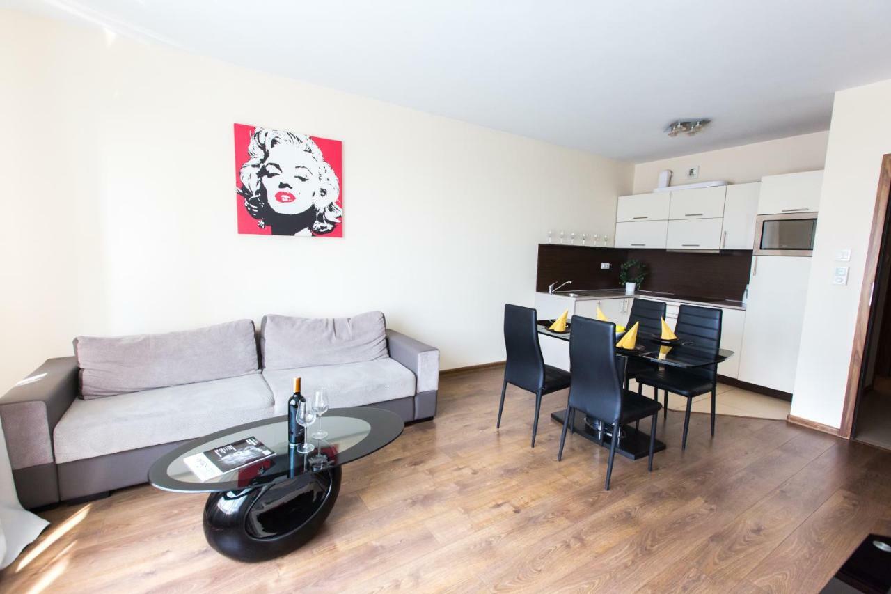 Pcd Aparthotel Ochota Warsaw Luaran gambar